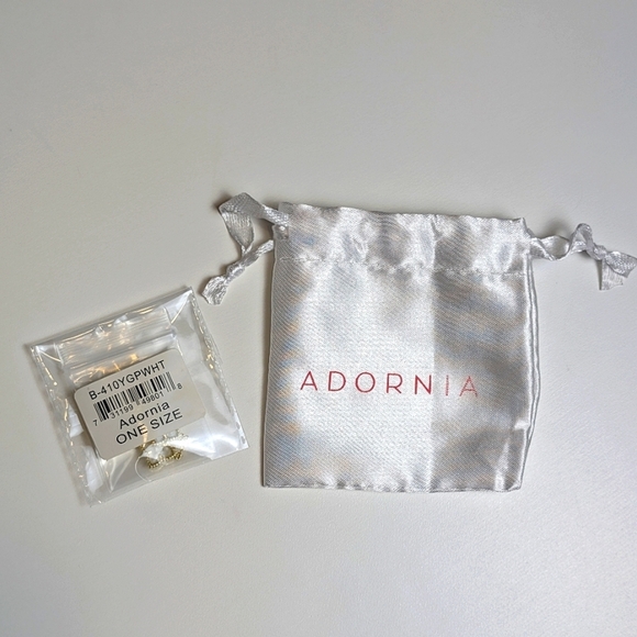 Adornia 14K Gold Plated Mother of Pearl Flower Bracelet - Picture 4 of 4